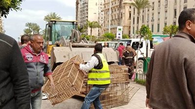 حملة لإزالة المخالفات والإشغالات من سوق المنشية بالإسكندرية