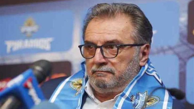 قائمة بيراميدز لمواجهة