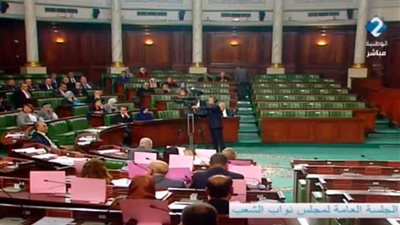 أعضاء البرلمان التونسي يكتشفون خيانة الإخواني راشد الغنوشي