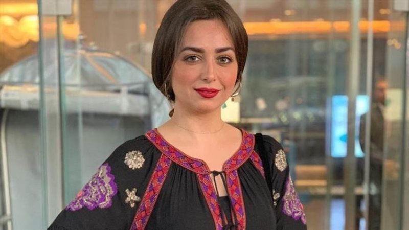 الفنانة هبه مجدي