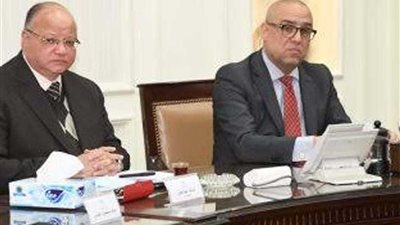 وزير الإسكان ومحافظ القاهرة يفتتحان مشروع الاسكان الاجتماعى ببدر