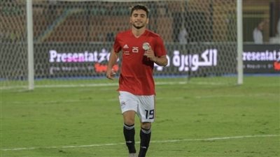 محمد محمود لاعب الأهلي يواصل تتفيذ برنامجه البدني من المنزل 