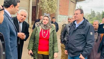 رئيس مدينة قها تبحث تطوير 