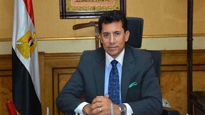 وزير الرياضة يوافق على بدء تطبيق تقنية الفار بالدوري