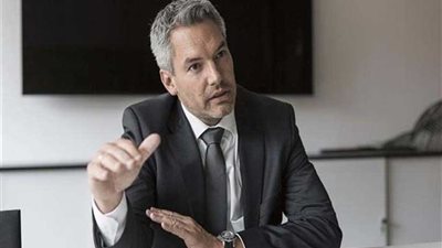 وزير داخلية النمسا: نظام توزيع اللاجئين الحالي فاشل