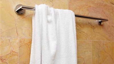 منها العمى.. أخطار كبيرة لاستخدام 