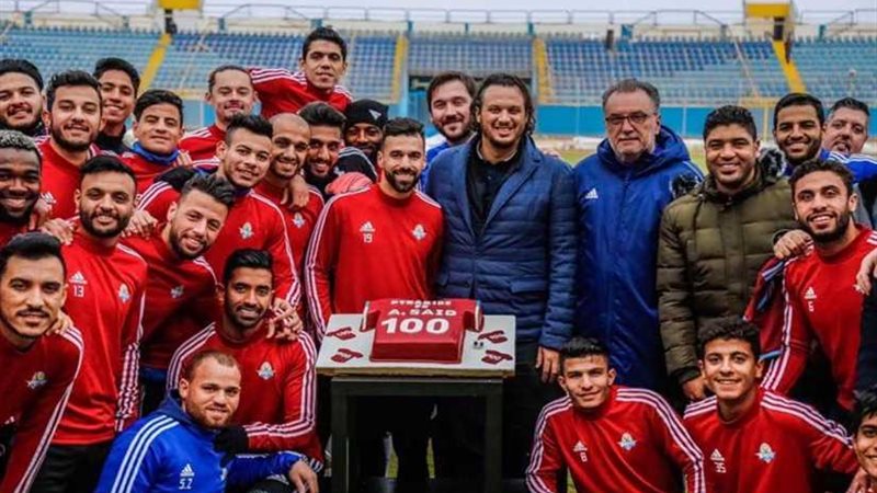 بيراميدز يحتفل بدخول