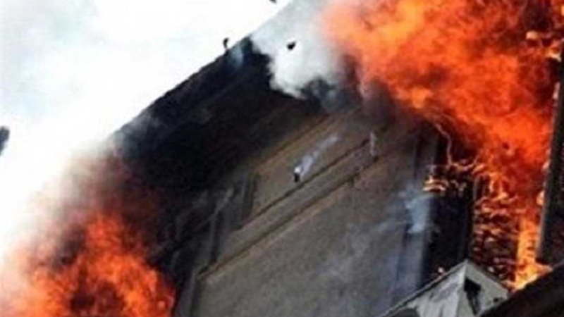 إصابة 3 أشخاص إثر