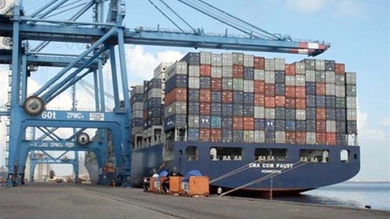 تداول 522 شاحنة بضائع