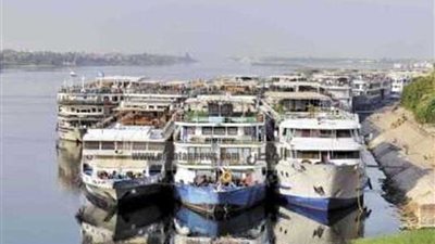 مد الفترة الممنوحة للفنادق العائمة