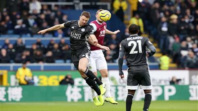 بيرنلي يفوز علي ليستر سيتي 2ـ1 في الدوري الانجليزي