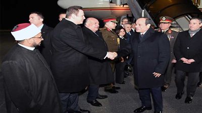 نشرة 24.. الرئيس السيسي يصل إلى لندن للمشاركة في قمة الاستثمار البريطانية الإفريقية