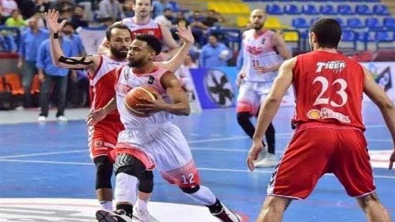 الأهلي يتصدر جدول