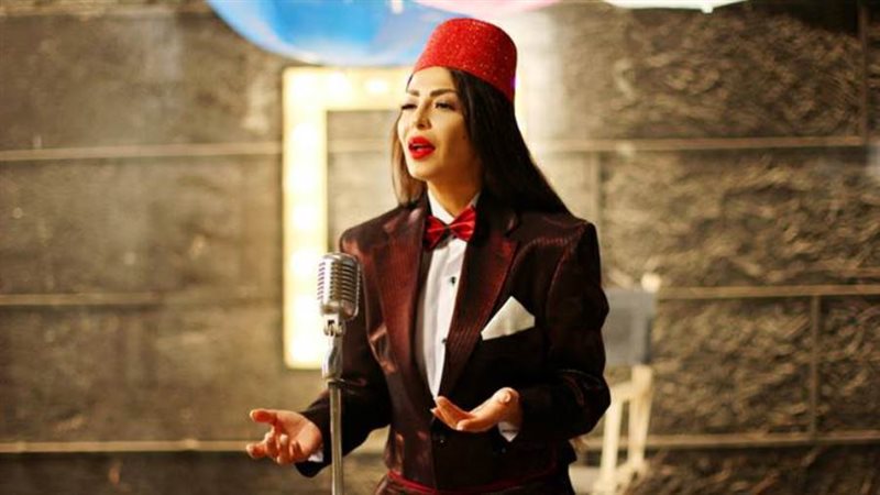 دوللي شاهين