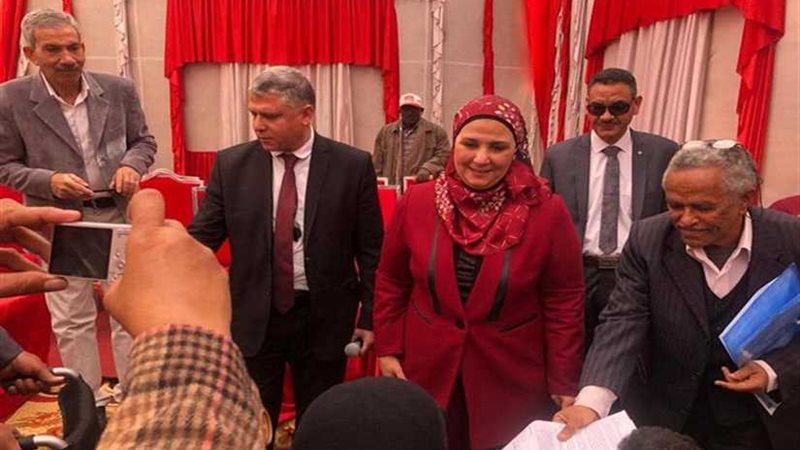 القباج والمشاط تصطحبان