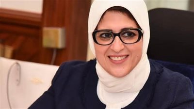 وزيرة الصحة تطالب المواطنين بالتعامل مع نزلات البرد على أنها كورونا حتى يثبت العكس