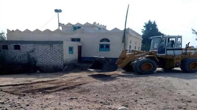 غلق المعابر المخالفة على السكة الحديد بالبحيرة