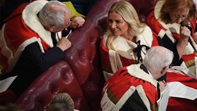 الحكومة تتلقى صفعة من 