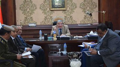 توقيع 909 عقود لتقنين أراضي أملاك الدولة بالمنيا