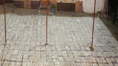 عاجل.. إحباط إدخال نصف طن حشيش داخل حاوية تفاح