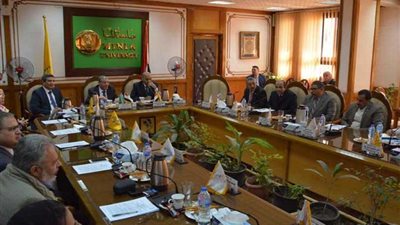 القاضي: افتتاح مشروعات خدمية في 2020 بالمنيا