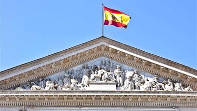 الحكومة الإسبانية تعلن حالة الطوارئ المناخية