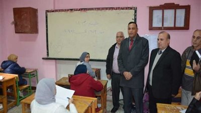 بعد تسريبه ورقة الامتحان.. إحالة رئيس لجنة بالدقهلية للنيابة العامة