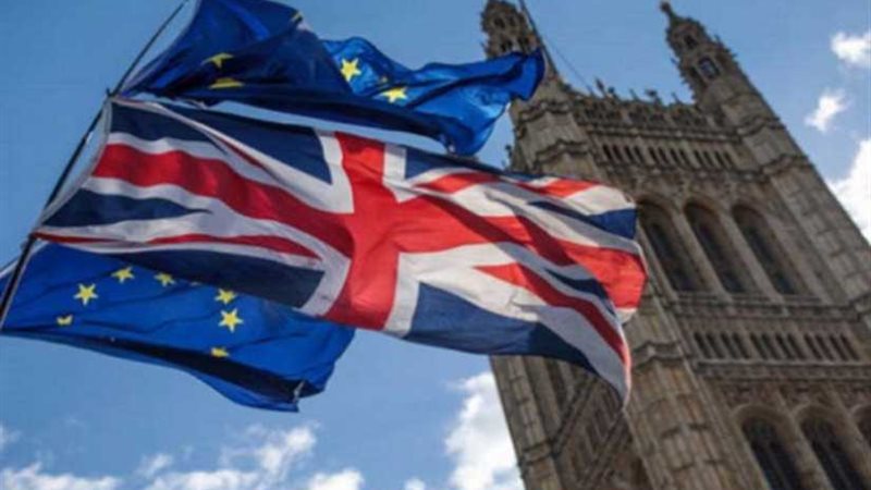 بريطانيا تعلن خضوع