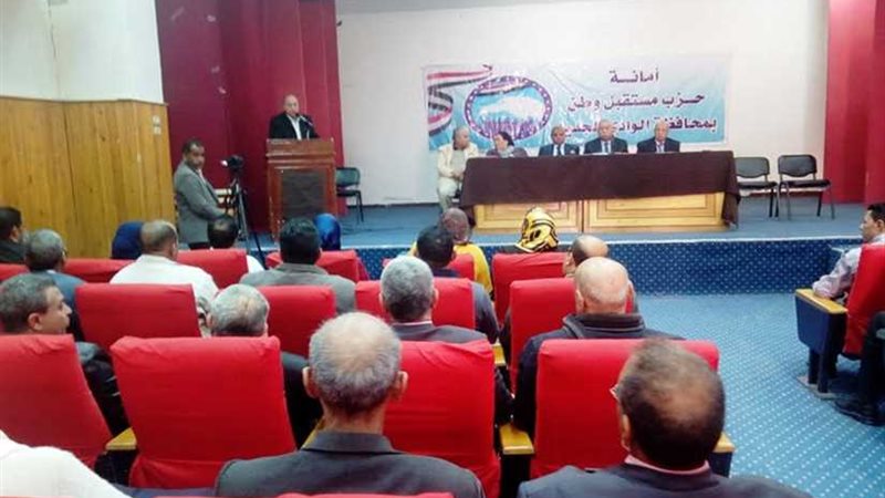 السوشيال ميديا بين