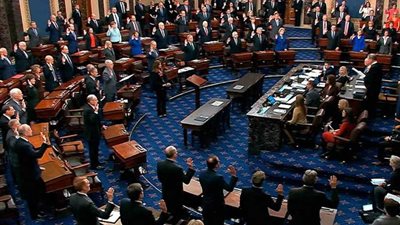 مجلس الشيوخ يصوت بأغلبية 53 صوتا لاعتماد إجراءات محاكمة ترامب