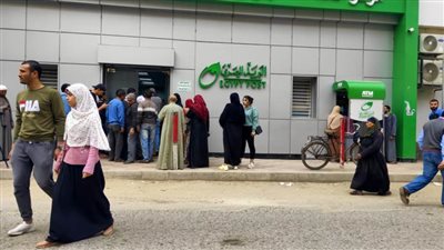 البريد: عميل واحد أمام الشباك لمواجهة كورونا بالمنيا