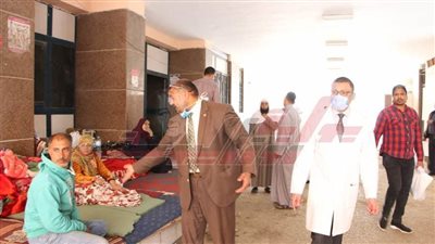 عميد طب المنوفية لمرافقي المرضى: التزموا المنازل حفاظًا علي صحتكم