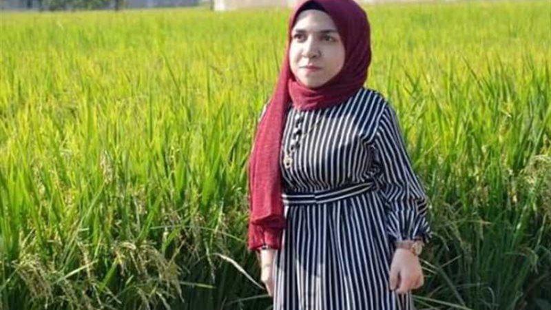 نسمة أول عارضة أزياء