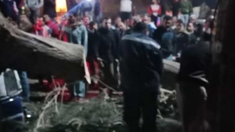 إصابة ٧ أشخاص بسبب