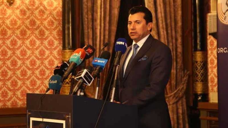 وزير الشباب والرياضة