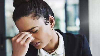 نقص هذا الفيتامين قد يكون السبب وراء الصداع النصفي المتكرر