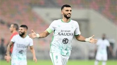 أهلي جدة يفوز على الرائد 2-1