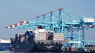 تداول 527 شاحنة بضائع عامة بموانىء البحر الأحمر