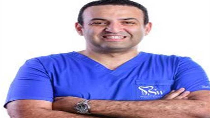 أستاذ تجميل يكشف