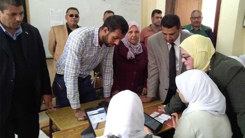 20 ألف تابلت لطلاب