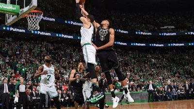 رابطة الدوري الأمريكي للسلة تعترف بصعوبة دفع رواتب اللاعبين