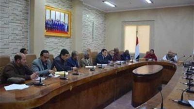 محافظ الوادي الجديد يوافق على تخفيض 50% من رسوم تقنين أراضي حي السبط