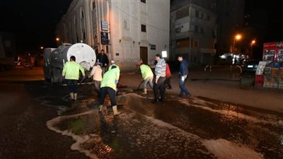 استمرار حملات نظافة وتعقيم شوارع البحيرة خلال فترة حظر التجوال 