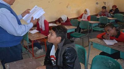 تصحيح العينات العشوائية من امتحانات الشهادة الإعدادية