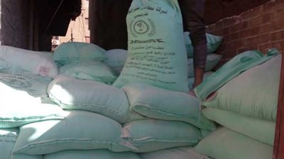 إحباط تهريب 300 شيكارة دقيق بلدي ببني سويف