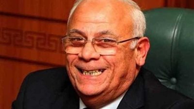 محافظ بورسعيد يتفقد محطة الغاز الجديدة بحي المناخ