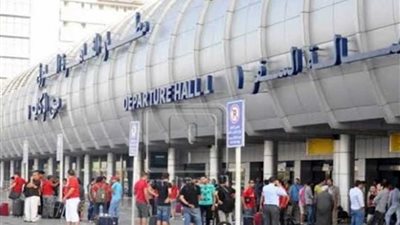 إحباط تهريب شعر مستعار وهواتف محمولة