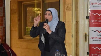 نشوى الحوفي: 