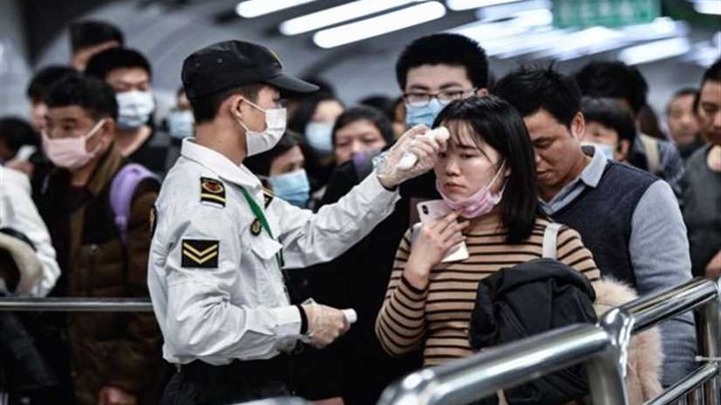 الصين ترسل 40 طبيبًا