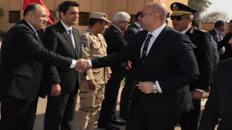 محافظ بني سويف ومدير